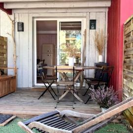 Beautiful 3 rooms with terrace near the ocean