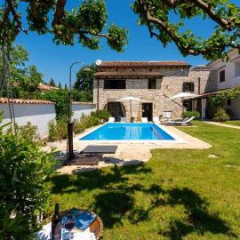 Villa K2n