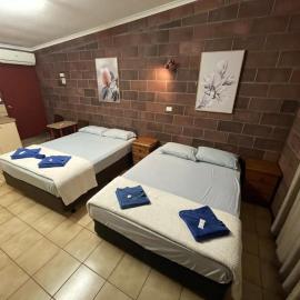 Darwin Boomerang Motel and Caravan Park – hotel w mieście Howard Springs