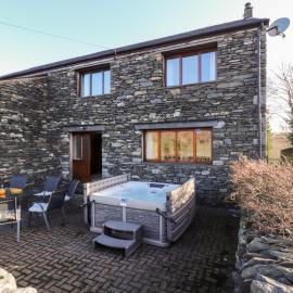 Green Hills Farm, hotel a Greenodd