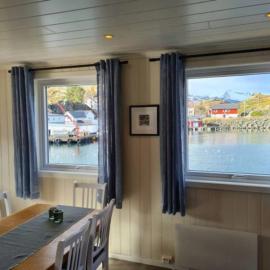 Damperiholmen Apartment, Lofoten，Sund的飯店