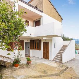 2 Bedroom Lovely Apartment In Casalvelino
