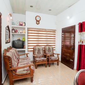 Koonamparayil Home Stay Munnar Anaviratty-Family Only, hotel in Anaviratty