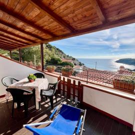 Case Vacanze Maestrale, hotel a Fetovaia