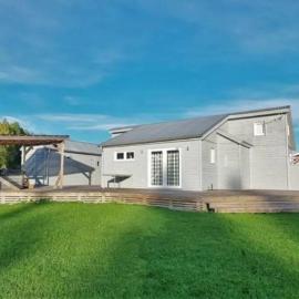 Stuga Fyra Säsonger - Fishing - Skiing - Hottub: Filipstad şehrinde bir otel