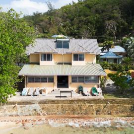 Bonnen Kare, hotel v Grand Anseju