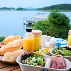 Glamping Base IZUMO "Lakeside Hot Spring Hotel Kun - Vacation STAY 42022v, hotel v destinaci Izumo