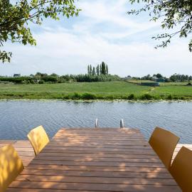 5 persons Tulpenacker Comfort, hotel in Roelofarendsveen