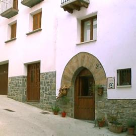 Casa Rural Urandi I, ξενοδοχείο σε Burgui