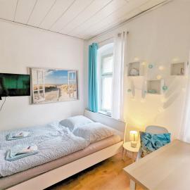 Urlaubsmagie - Ferienwohnung Tagpfauenauge - Garten mit Terrasse & Saisonaler Pool, Hotel in Sebnitz