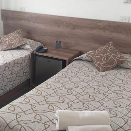 HOTEL ROMA DE TANDIL, ξενοδοχείο σε Ταντίλ