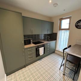 Two bedroom ground floor apartment, professionally managed