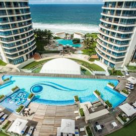 Pearls or Oceans Apts or Umhlanga balcony min stay apply 3 slp or 2 bed 6 slp or 3 bed 9 sleeper