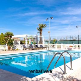 rentafive - Nuevo - A/A - Barbacoa - Tenis, hotel in Santa Pola