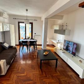 Eva Guest house apartment, hotel Marinóban