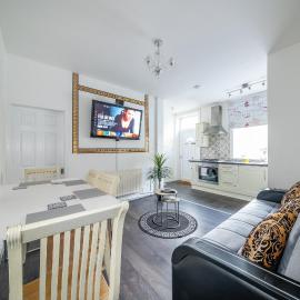 *RB60GP* For your most relaxed & Cosy stay + Free Parking + Free Fast WiFi *, hotel in Morley