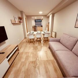 DOLCE GAVA - Estación TREN, Hotel in Gavà