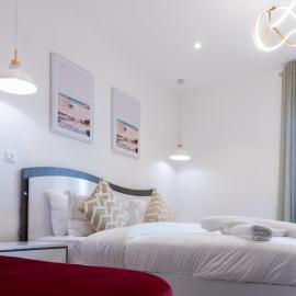 Modern Studio Apartment, Lennox