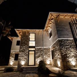 Bujtina KOEL, hotel en Gjirokastra
