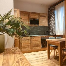 Fior di Roccia Apartments- in centro Cervinia, sauna privata, Matterhorn dream, hotel in Breuil-Cervinia