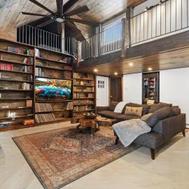 5 Bd Cabin W Private Hot Tub, hotel u gradu Allenspark