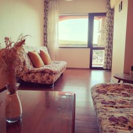 Ma-Bebe Spa and Play Suite - Thermal Jacuzzi - Free Tickets to Ostrich Farm, hotel in Pchelin