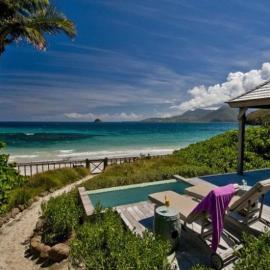Oceanfront Beach House - RATE SPECIAL- Valentines on BEACH w Club Access Tennis King Bed, hotelli Christophe Harbourissa