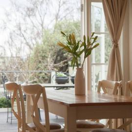 Writer's Cottage, luxurious oasis in the heart of North Hobart
