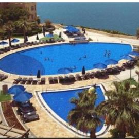 Comfy Stays Sea View Apartments at DeadSea Samarah Resort, Hotel in Sowayma
