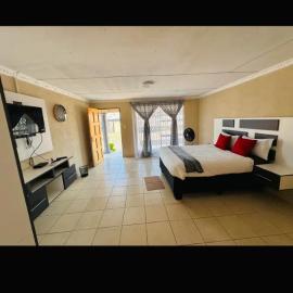 TSHABELANG MOUNTAIN VIEW LODGE, hotel in Burgersfort