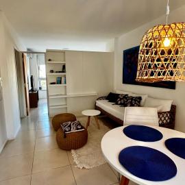 Terrazas Resort departamento 1 dormitorio con piscina - cochera opcional, hotel em La Plata