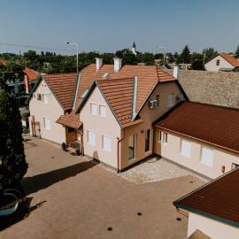 Aranyhíd Vendégház, hotell sihtkohas Makó