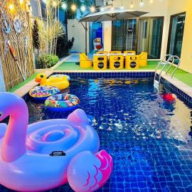 Dream pool villa1, hotel Szatahipban
