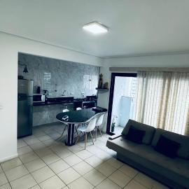 Apartamento com varanda โรงแรมในกัวรูจา