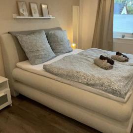 Stadtnah & Chic - Ihringshausen Retreat，Fuldatal的飯店