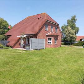 Ferienhaus Finkenburg im Herzen Ostfrieslands, hotelli kohteessa Wirdum