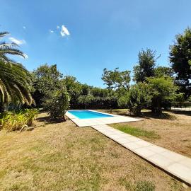 Los Robles, hotel u gradu Mercedes