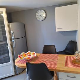 Agréable Studio tout équipé, hotell i Montsoué