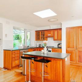 Serene 4Bed2Bath House w Parking Near Mornington Peninsula, hotel a Frankston
