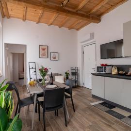 La Casa nel Vicolo, hotel in Colle di Val d'Elsa