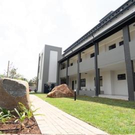 Fourways Oasis, hotel in Sandton