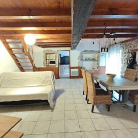 Logement entier style chalet - 1 à 5 pers -, ξενοδοχείο σε Langon