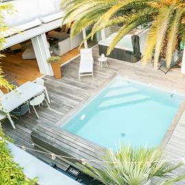 Superbe maison d'architecte entièrement climatisée avec piscine et spa professionnel, hótel í Talence