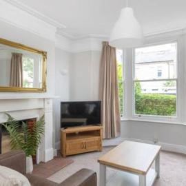 Victorian 2 Bedroom Home near the river Cam