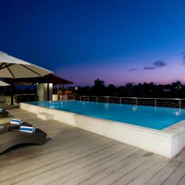 Seminyak Square Hotel And Villas – hotel w mieście Seminyak