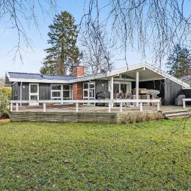 Stunning Home In Hornbæk With Wifi, hotel i Hornbæk