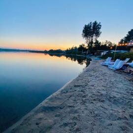 Małe Morze, hotel din Chałupy