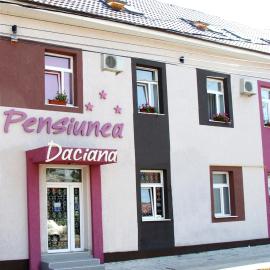 Pension Daciana، فندق في باكاو