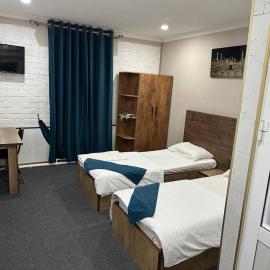 Ilhombek Guest House Hotel, hotel in Tashkent
