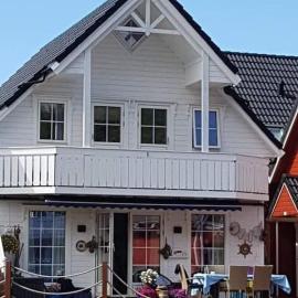 Rorbu i Austevoll med 3 soverom og mulighet for båtleie, hotel Kolbeinsvik városában